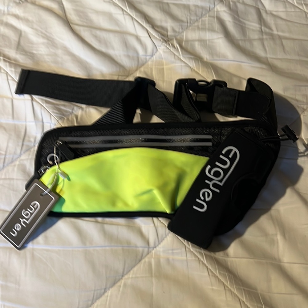 Engyen Brand New Fanny Pack w/Bottle Holder & (2) Zipped Compartments